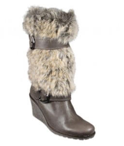 Gabor vinterstøvle med pels udenpå, model nr. 31.682.53. Billede fra myshoezz.de.